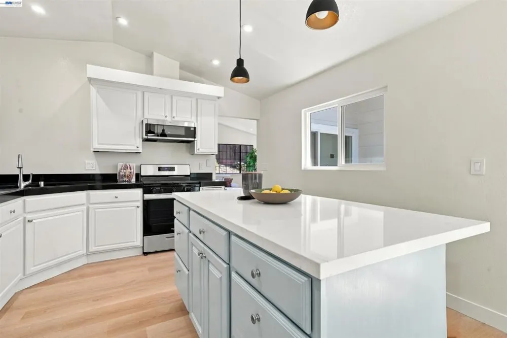 1057 Topsail Drive Vallejo, CA 94591