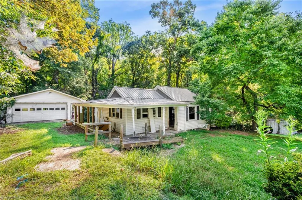 123 Old Linville Road Kernersville, NC 27284