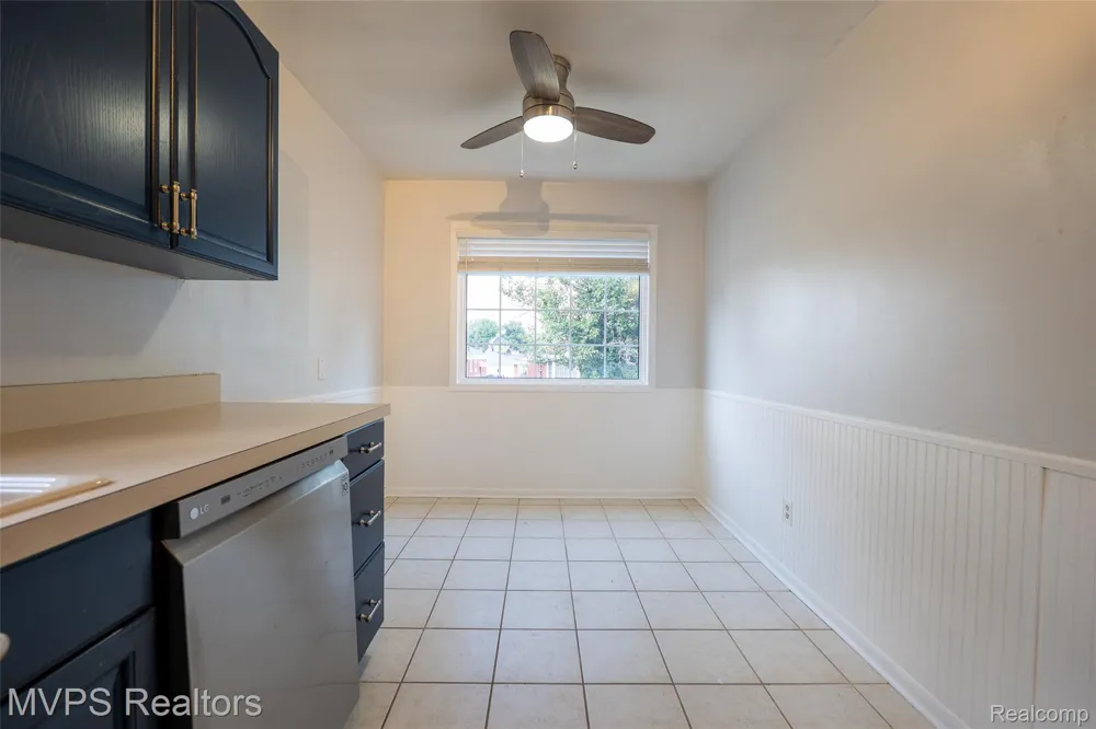 22708 Alger Street St Clair Shores City, MI 48080