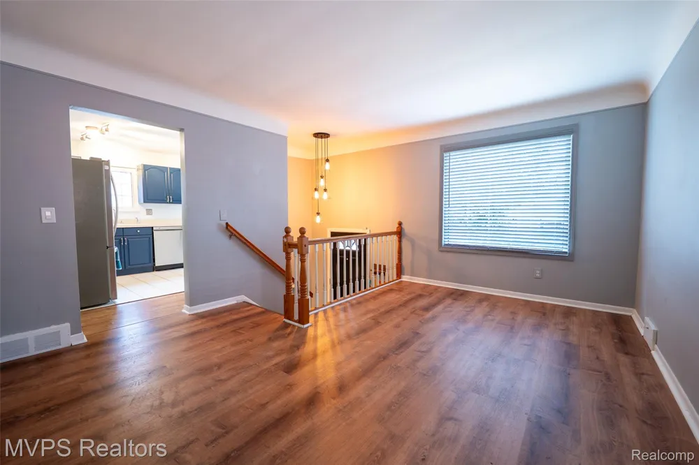 22708 Alger Street St Clair Shores City, MI 48080