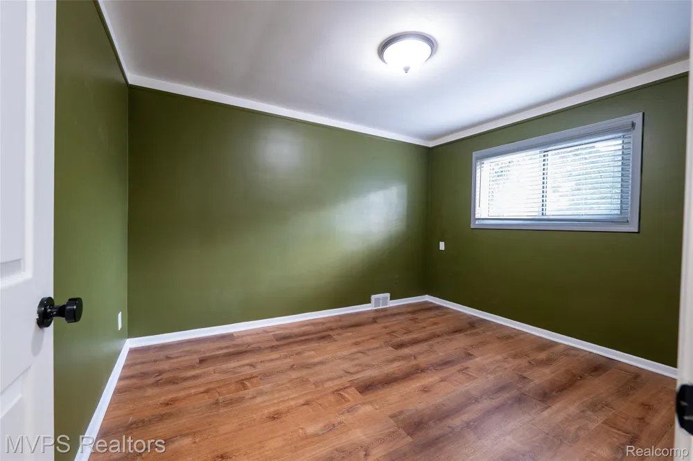 22708 Alger Street St Clair Shores City, MI 48080