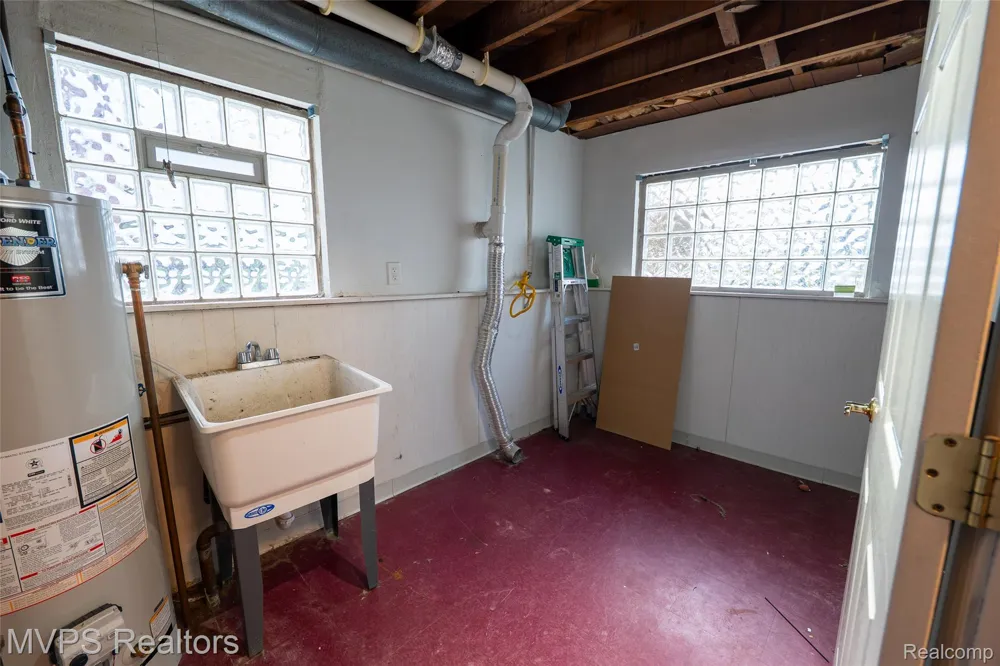 22708 Alger Street St Clair Shores City, MI 48080