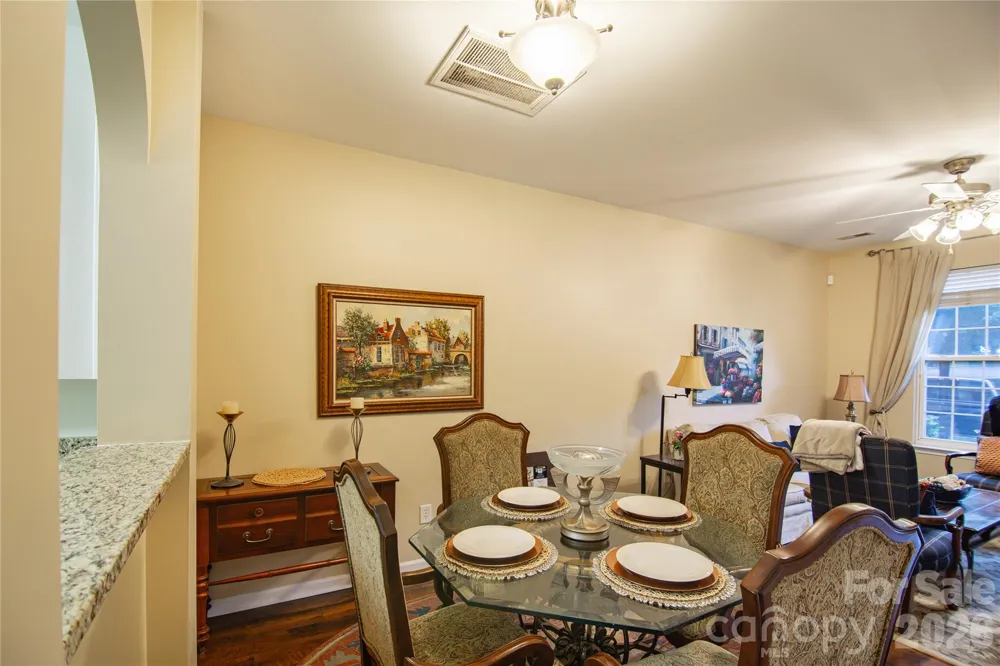 8310 Chaceview Court Charlotte, NC 28269