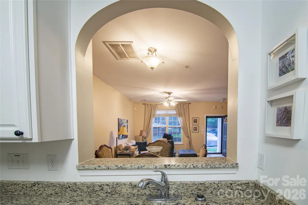 8310 Chaceview Court Charlotte, NC 28269
