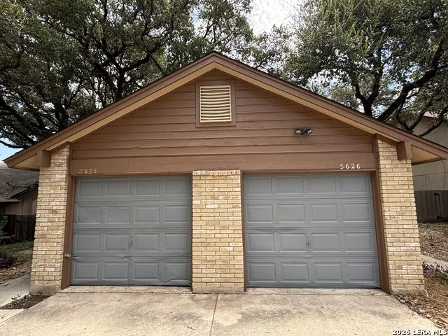 5626 Rose Dawn San Antonio, TX 78250