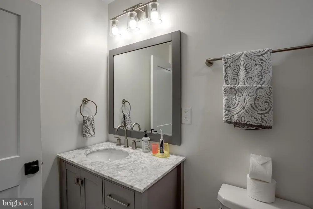306 HIGH STREET Moorestown, NJ 08057