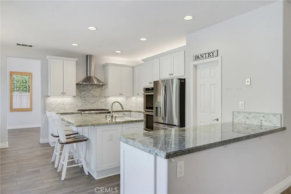 5367 Churchwood Drive Oak Park, CA 91377