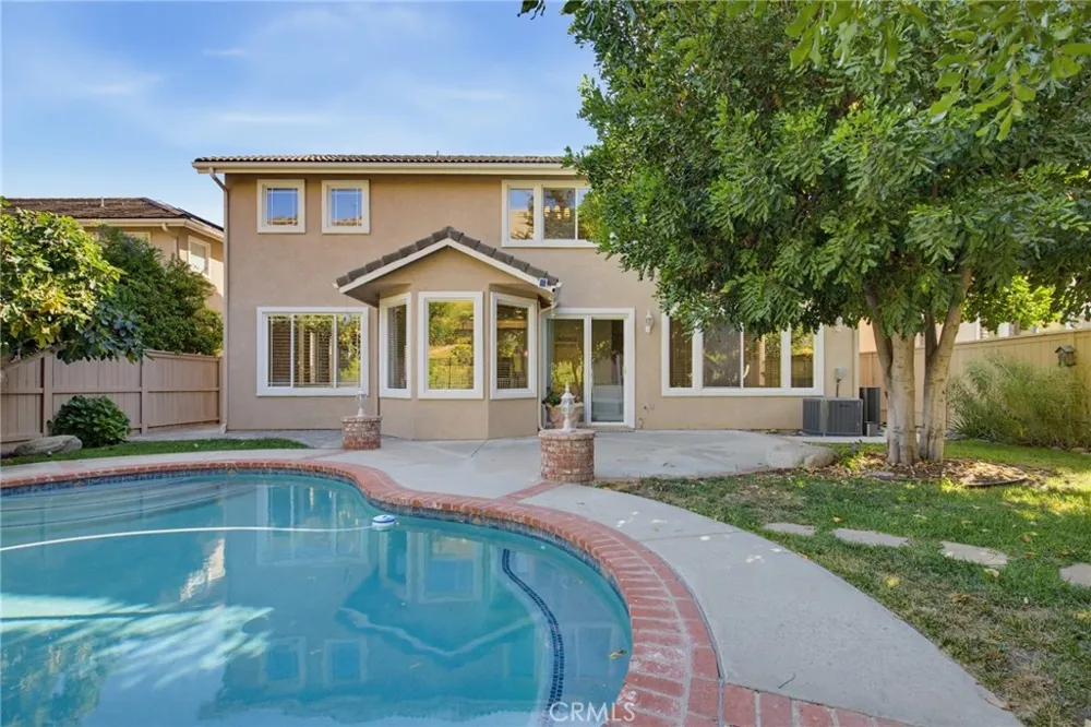 5367 Churchwood Drive Oak Park, CA 91377