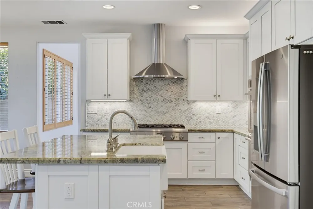 5367 Churchwood Drive Oak Park, CA 91377