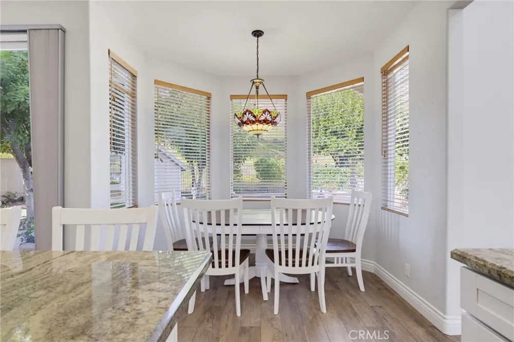 5367 Churchwood Drive Oak Park, CA 91377