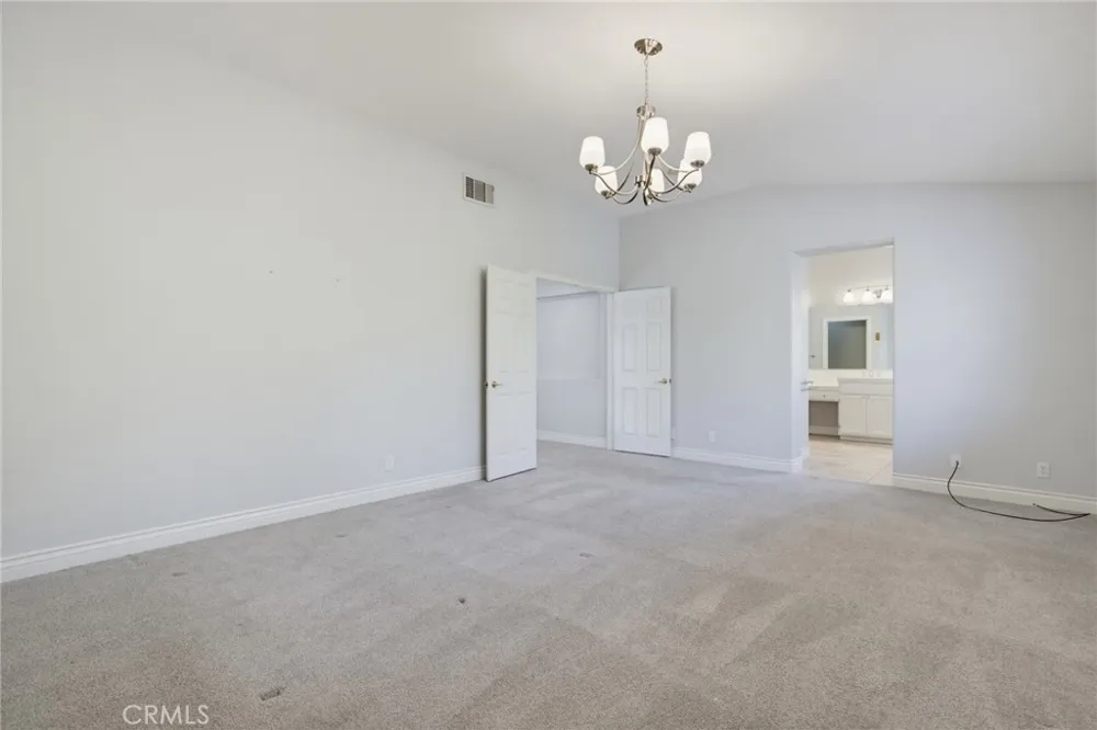 5367 Churchwood Drive Oak Park, CA 91377