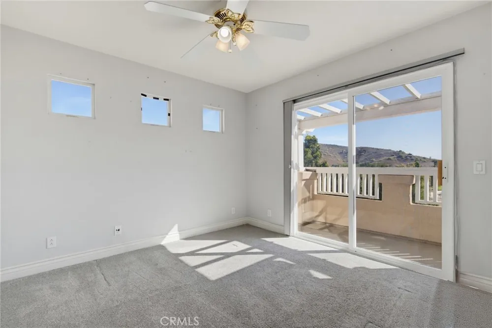 5367 Churchwood Drive Oak Park, CA 91377