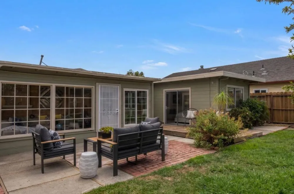 1625 Cottage Grove Avenue San Mateo, CA 94401