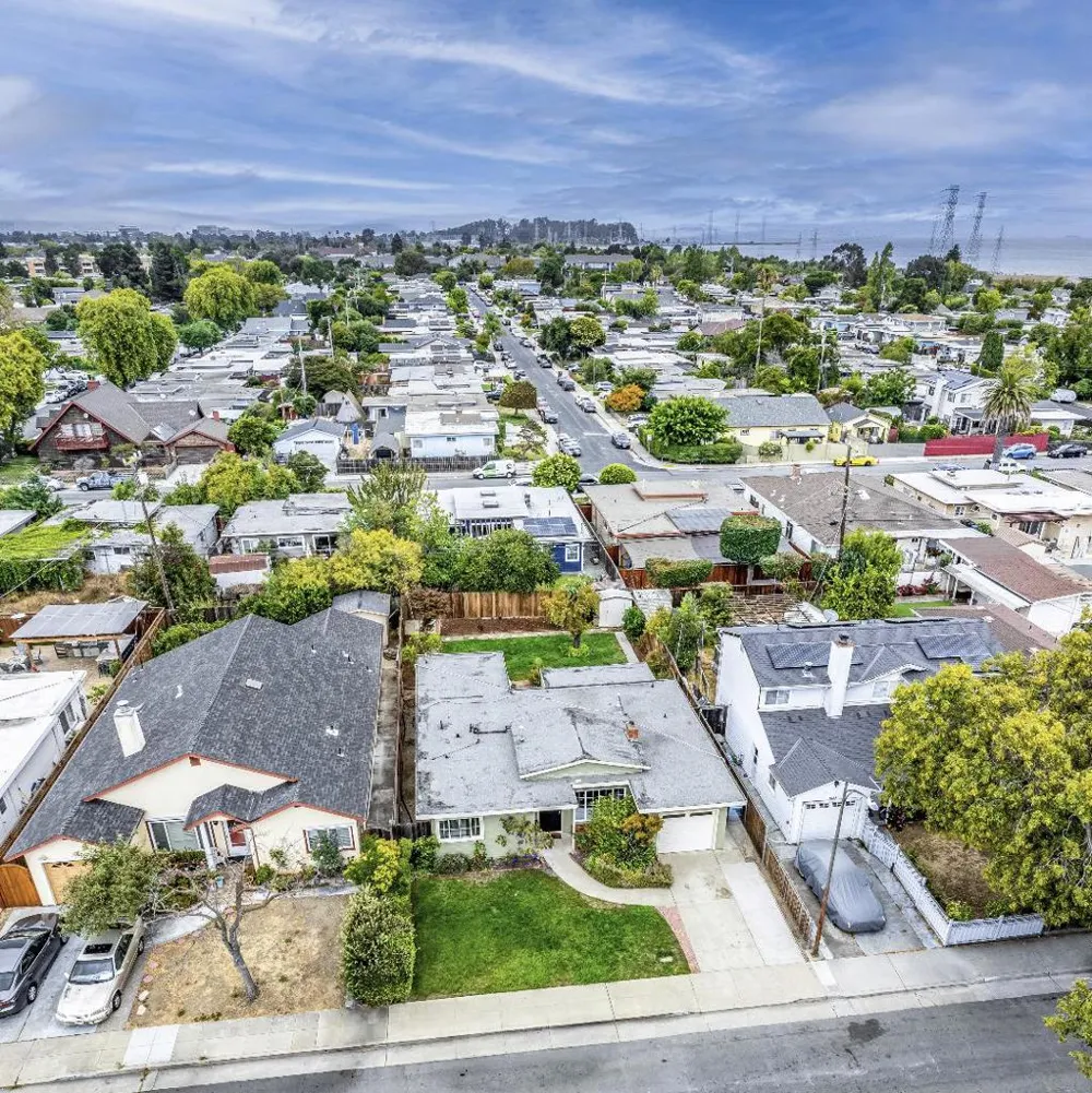 1625 Cottage Grove Avenue San Mateo, CA 94401