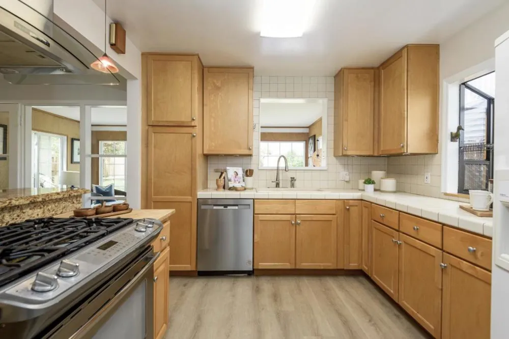 1625 Cottage Grove Avenue San Mateo, CA 94401