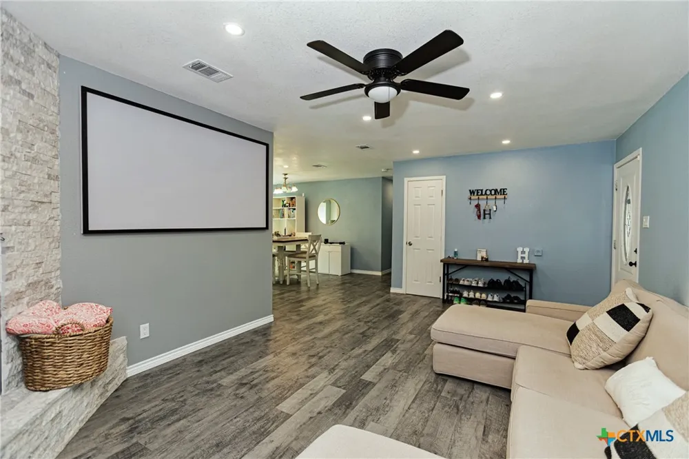 2604 Ridglea Court Killeen, TX 76543