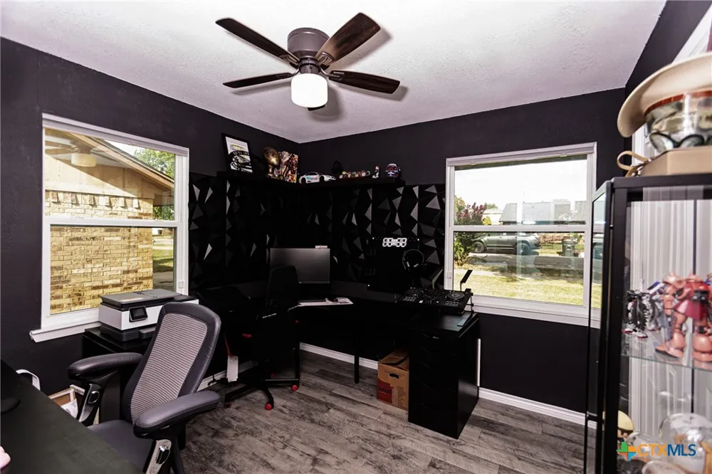 2604 Ridglea Court Killeen, TX 76543