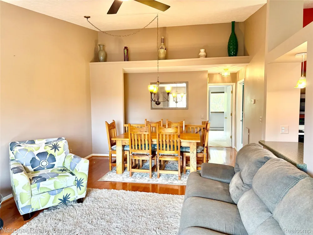25381 Potomac Drive #6 South Lyon City, MI 48178