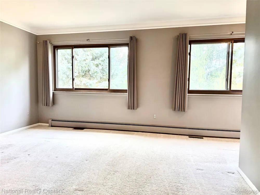 25381 Potomac Drive #6 South Lyon City, MI 48178
