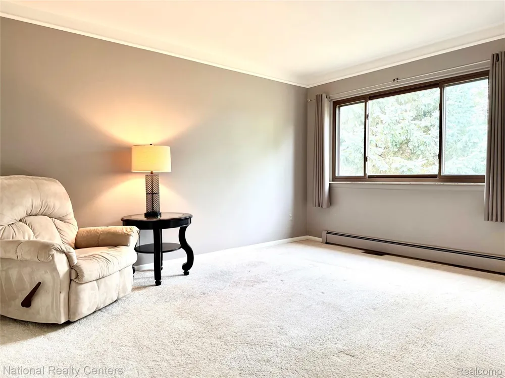 25381 Potomac Drive #6 South Lyon City, MI 48178