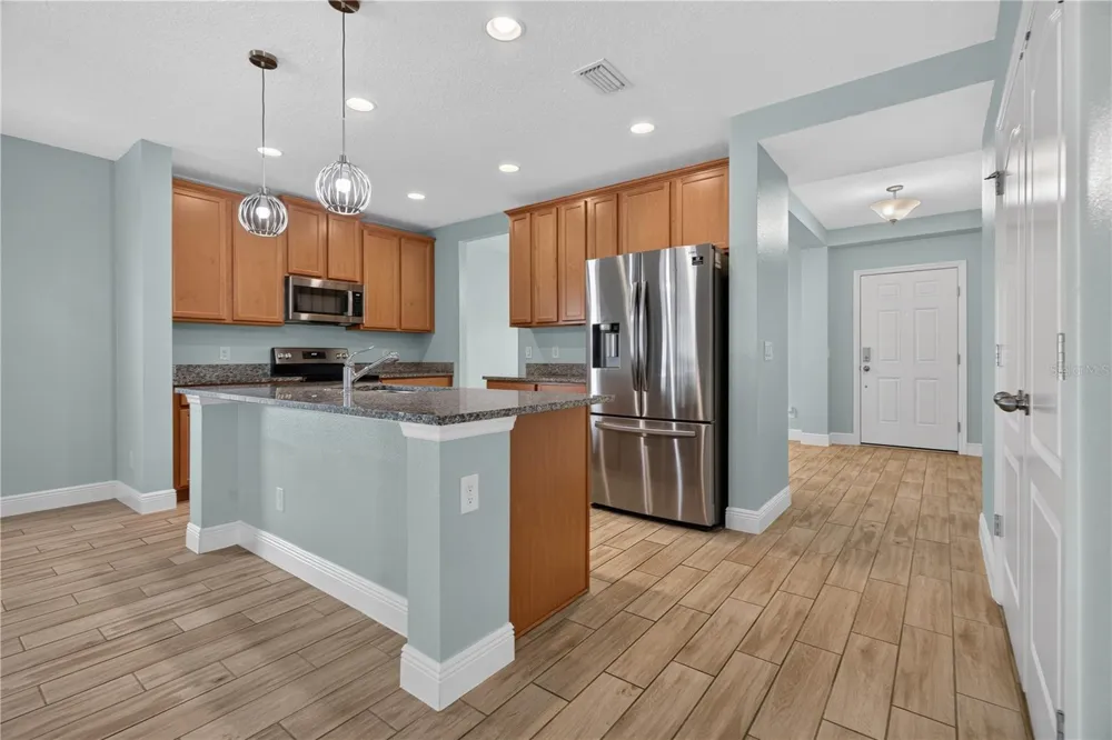 878 BENJAMIN TRAIL Davenport, FL 33837