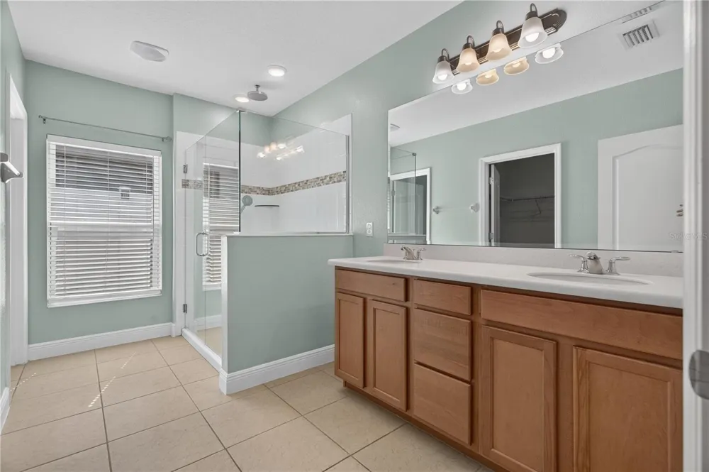 878 BENJAMIN TRAIL Davenport, FL 33837