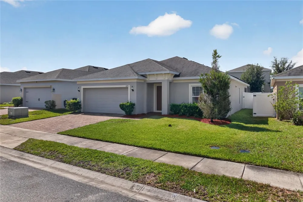 878 BENJAMIN TRAIL Davenport, FL 33837