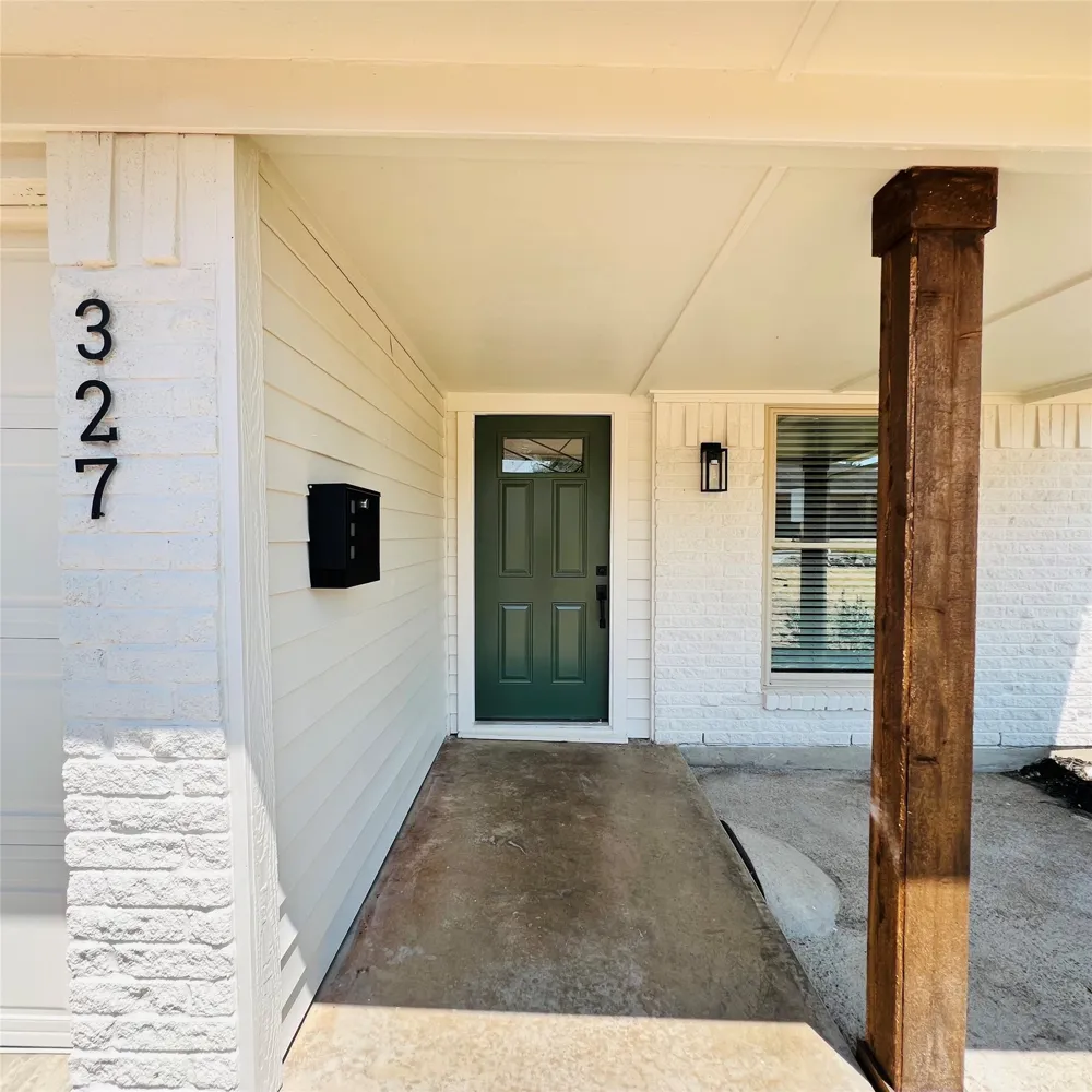 327 E Center Street Duncanville, TX 75116