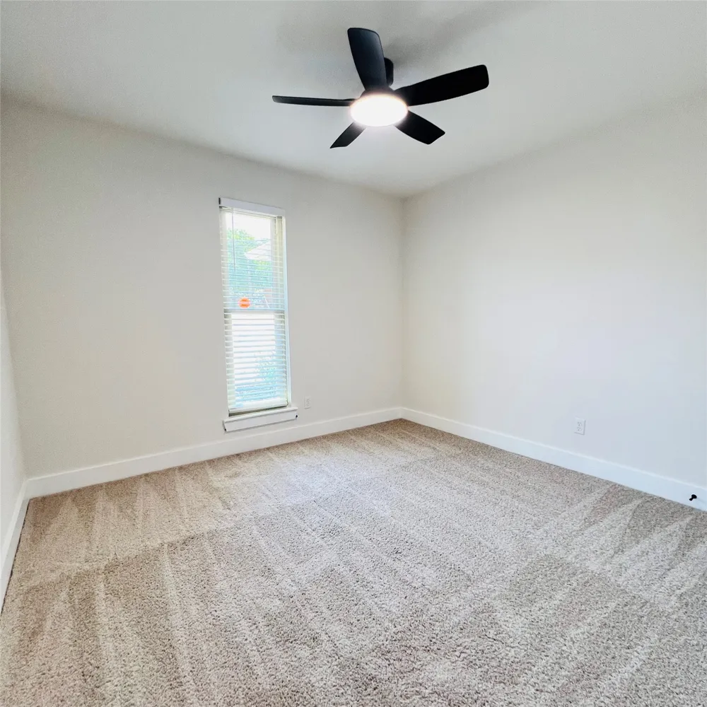 327 E Center Street Duncanville, TX 75116