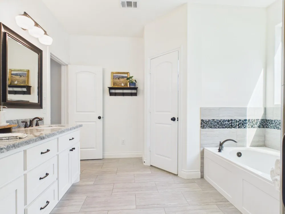 1726 Browders Loop E New Waverly, TX 77358
