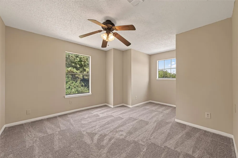 13309 Milo Drive Crosby, TX 77532