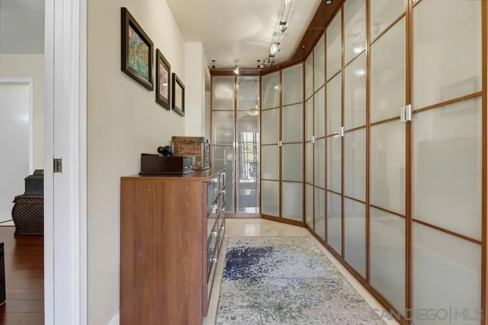 5736 Laramie Way San Diego, CA 92120