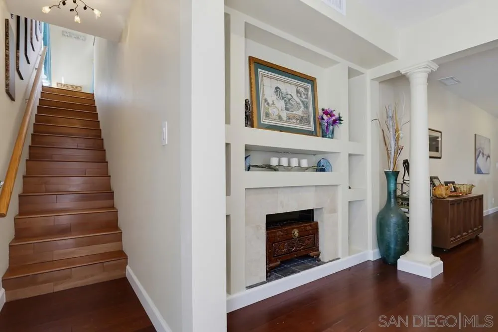 5736 Laramie Way San Diego, CA 92120