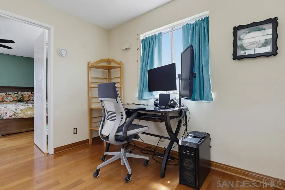 5736 Laramie Way San Diego, CA 92120