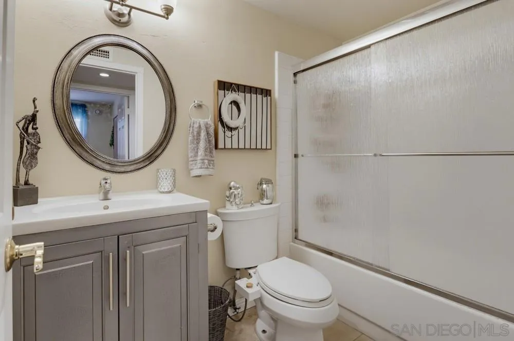 5736 Laramie Way San Diego, CA 92120