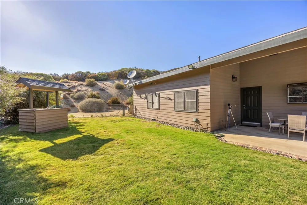 11551 Lonesone Valley Road Leona Valley, CA 93551