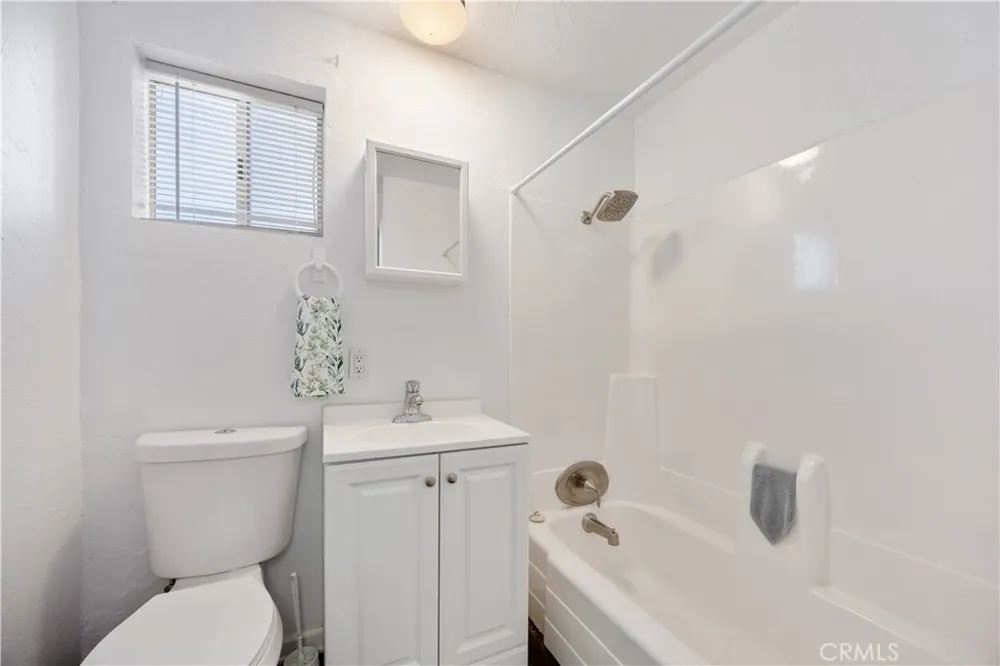 11551 Lonesone Valley Road Leona Valley, CA 93551