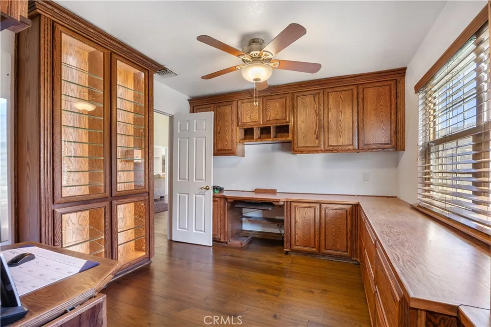 11551 Lonesone Valley Road Leona Valley, CA 93551