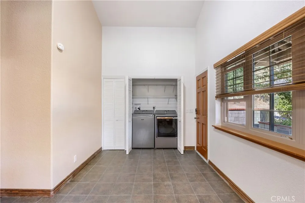 11551 Lonesone Valley Road Leona Valley, CA 93551