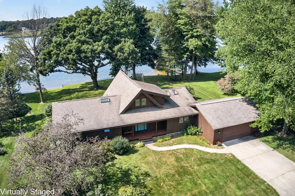 29116 Cedarama Drive Marcellus, MI 49067