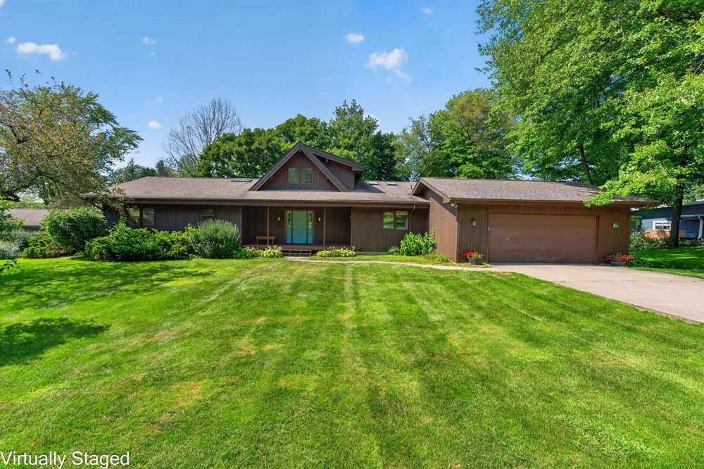 29116 Cedarama Drive Marcellus, MI 49067