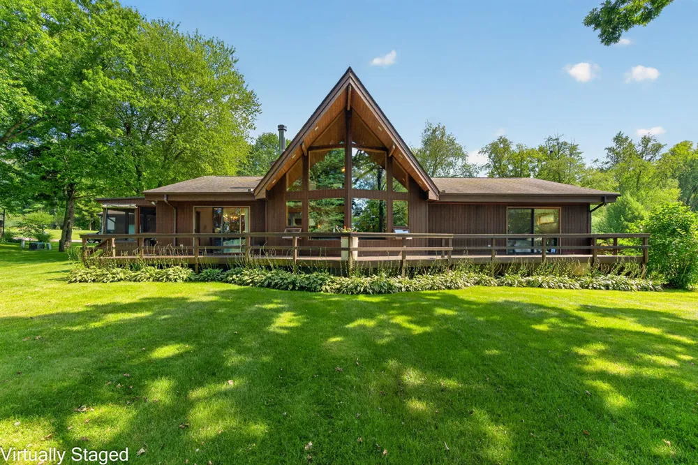 29116 Cedarama Drive Marcellus, MI 49067
