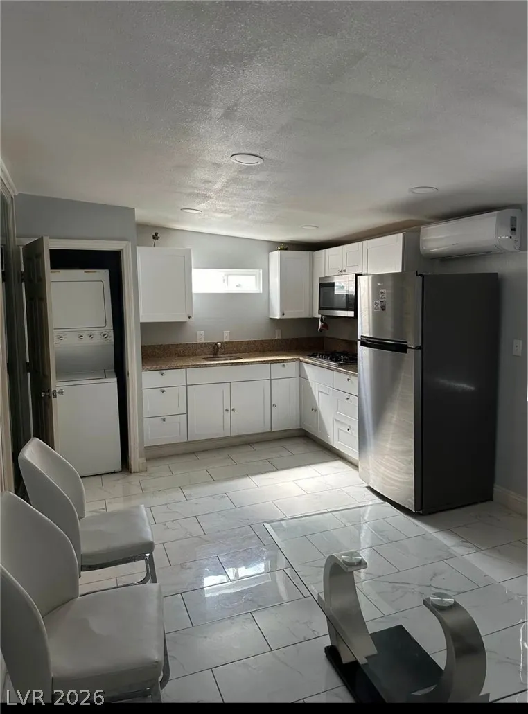 5440 Harmony Avenue Las Vegas, NV 89107