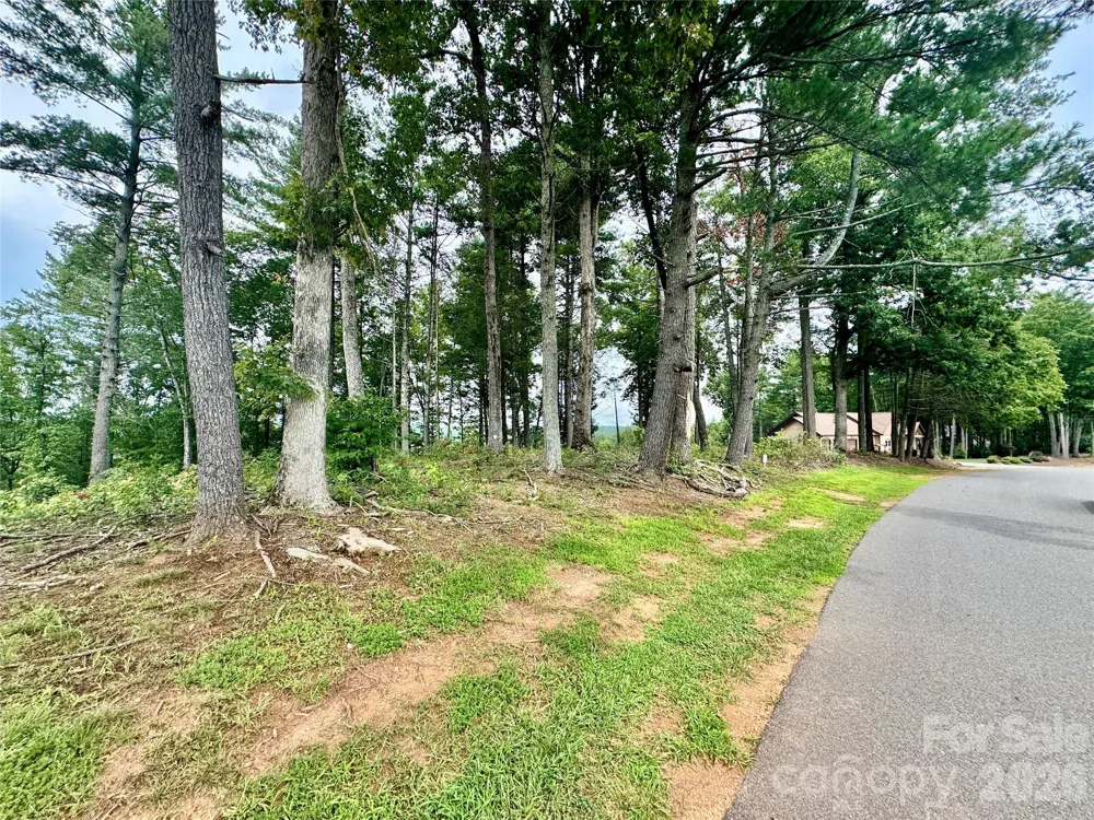 2070 Thoroughbred Way #G18 Lenoir, NC 28645