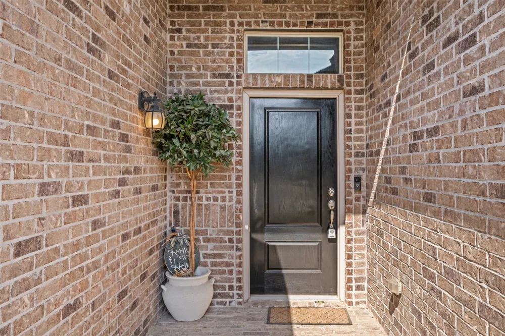 15852 Back Nine Road Fort Worth, TX 76177