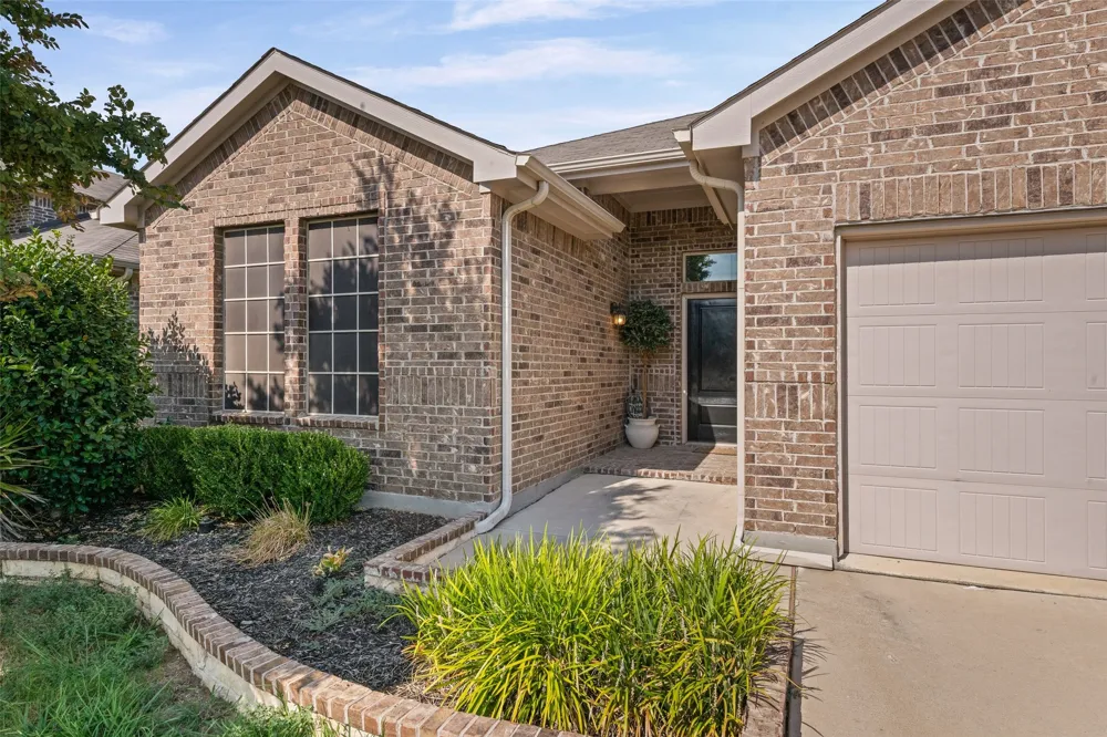 15852 Back Nine Road Fort Worth, TX 76177