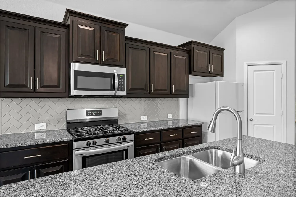 15852 Back Nine Road Fort Worth, TX 76177