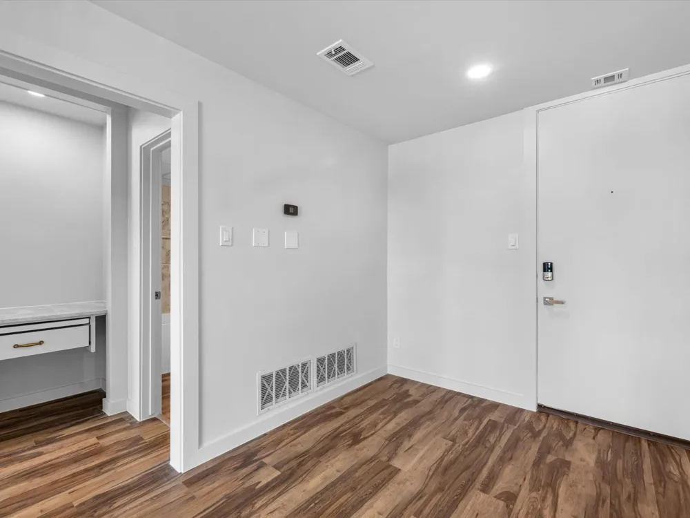 3600 Montrose Boulevard #1209 Houston, TX 77006