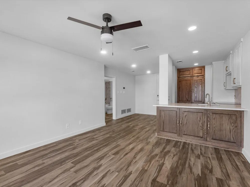 3600 Montrose Boulevard #1209 Houston, TX 77006