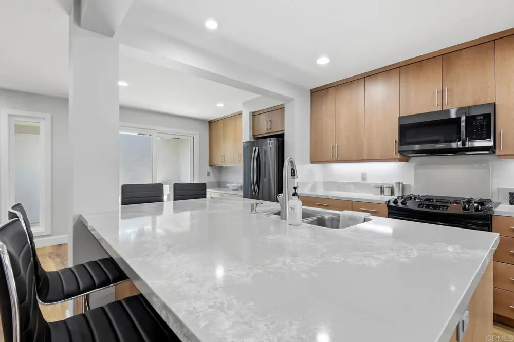 3192 Via De Caballo Encinitas, CA 92024